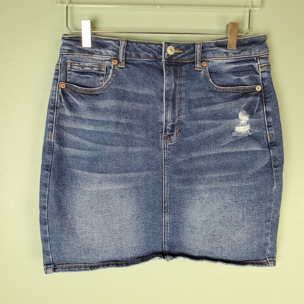 American Eagle Distressed Mom Jean Stretch Skirt Size 10